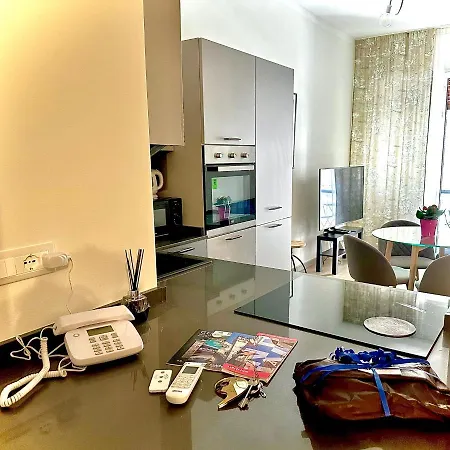 Maison D'or - Via Cecchi Appartamento